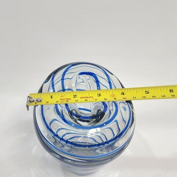 2004 Dennis East Int 5" Blown Glass Blue Ribbon Style Vase - Picture 4 of 12
